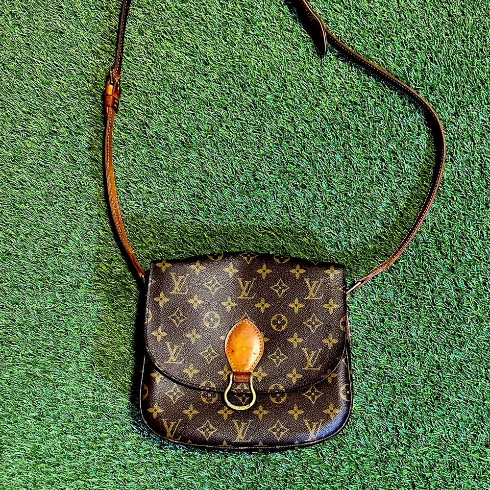 Authentic Louis Vuitton St Cloud MM Monogram Crossbody Bag
